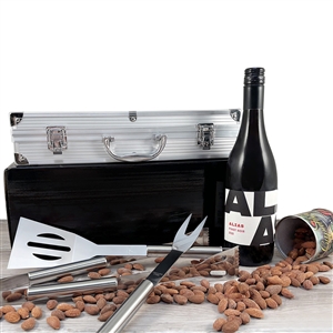Pinot Noir Wine and Barbeque Gift Set