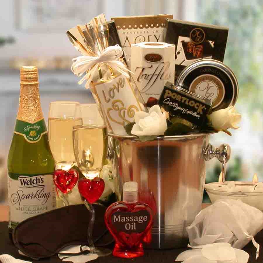 Deluxe Romantic Evening For Two Gift Basket | Couples Gift ...
